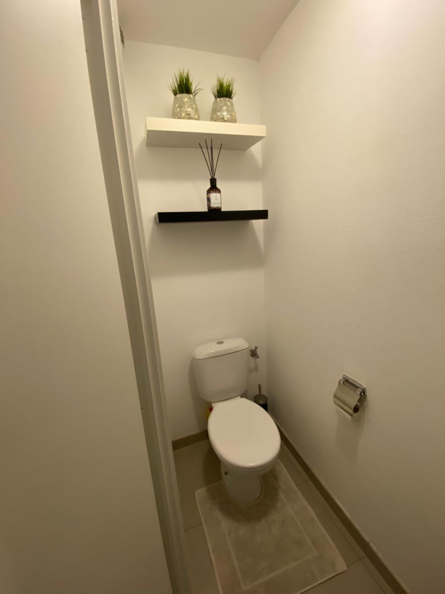 Gezellig Modern Appartement Met Optie Garagebox En In De Buurt Van Strand, Winkels En Restaurants Oostende Eksteriør billede
