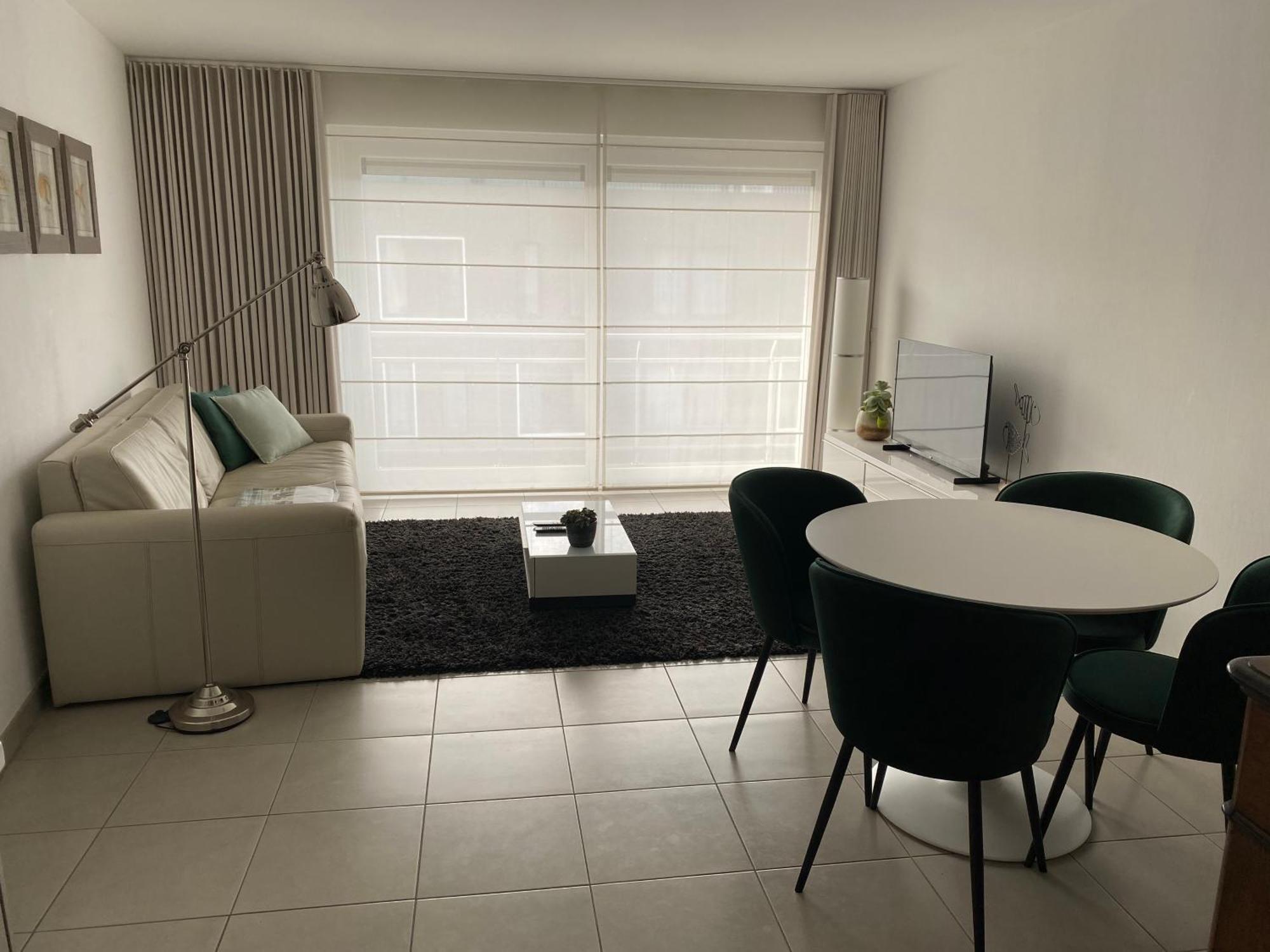 Gezellig Modern Appartement Met Optie Garagebox En In De Buurt Van Strand, Winkels En Restaurants Oostende Eksteriør billede